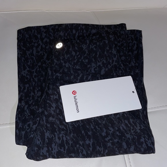 LULULEMON Groove Pant S High Rise Pant NULU ALIGN Leopard Camo Deep Coal Multi - Picture 3 of 15